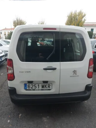 Peugeot Rifter 2023