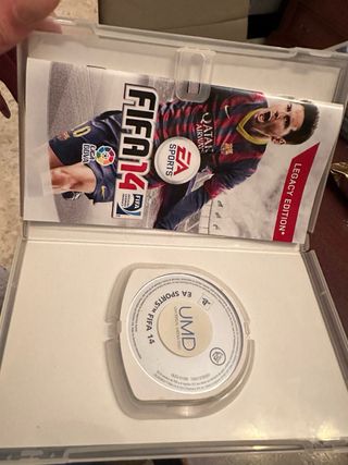 FIFA 14 Legacy Edition PSP