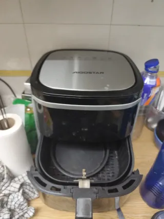 Freidora de aire negra