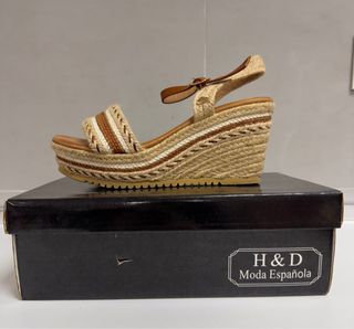 Sandalias cuña H&D Moda Española beige/marrón
