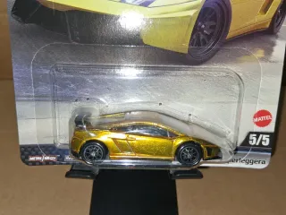 Hot Wheels Premium Lamborghini Gallardo 570-4