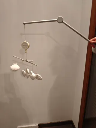 Móvil cuna con figuras marinas