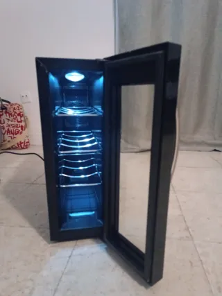 Vinoteca Botellero Negro