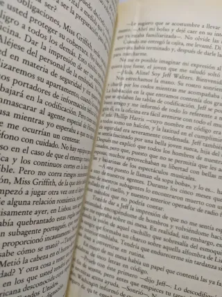 La Espia Que Vestia De Rojo