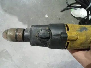 Taladro Percutor Dewalt