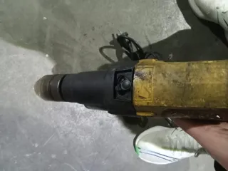 Taladro Percutor Dewalt