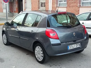 Renault Clio 2006