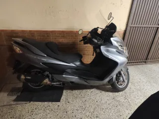 Suzuki Burgman 400 2009