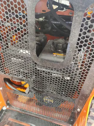 Minipala Cargadora de orugas nueva a estrenar