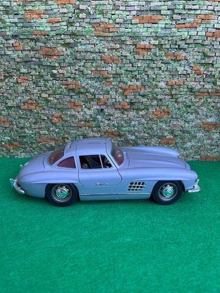 Mercedes-Benz 300 SL Roadster – 1954 – Escala 1:18