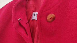 Abrigo Rojo Vertucci Talla 42