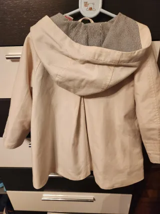 Gabardina Zara niña Talla 3/4