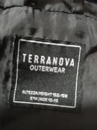 Piumino bambina nero con cappuccio