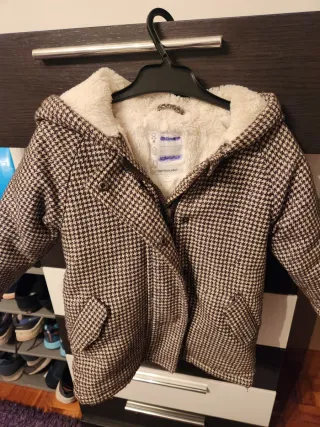 Abrigo niña Vertbaudet T.36 meses.