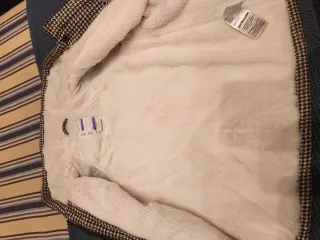 Abrigo niña Vertbaudet T.36 meses.