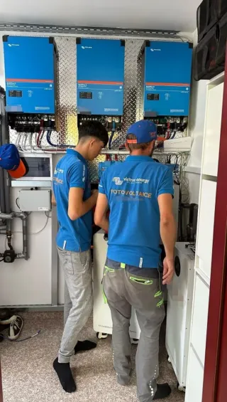 Sistema Energía Solar Victron