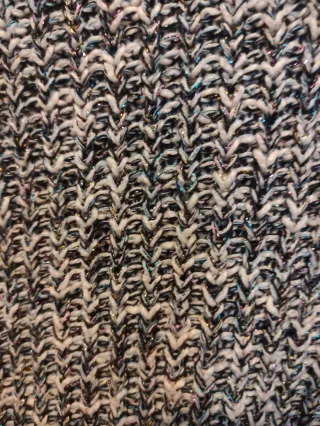 Jersey gris y blanco