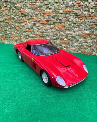 Ferrari 250 GTO/LM – Escala 1:18