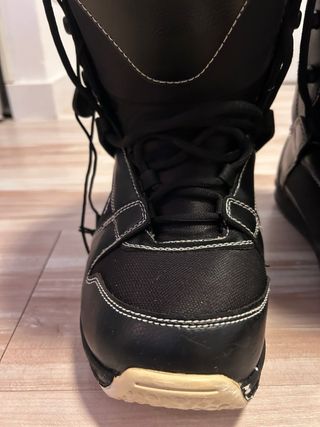Botas de Snowboard Negras marca Tijuana