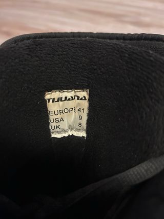 Botas de Snowboard Negras marca Tijuana