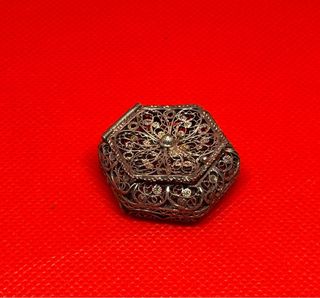 Contenitore d'epoca in argento