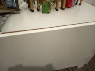 Mueble salón modular con vitrina IKEA Besta