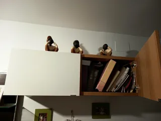 Mueble salón modular con vitrina IKEA Besta