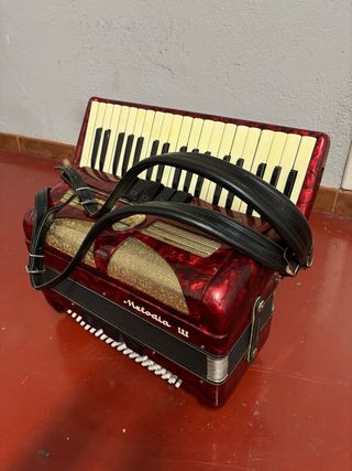 Acordeón Lignatone Melodía 3 Checoslovaquia