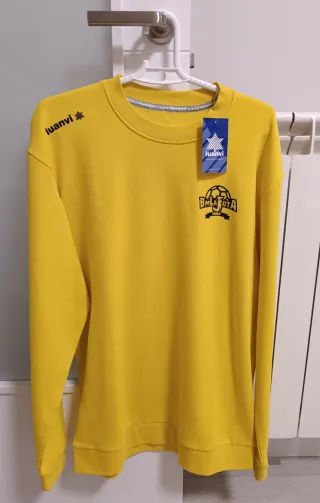 Lote ropa deportiva nueva chico Club La Jota (M/L)