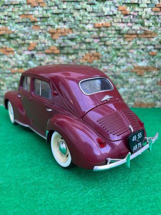 Renault 4CV – Solido – Escala 1:17