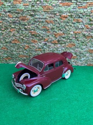 Renault 4CV – Solido – Escala 1:17