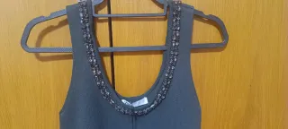 Vestido Zara gris con pedrería