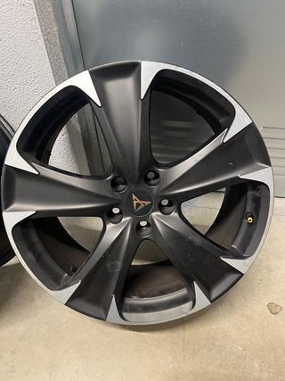Llantas Cupra 19”