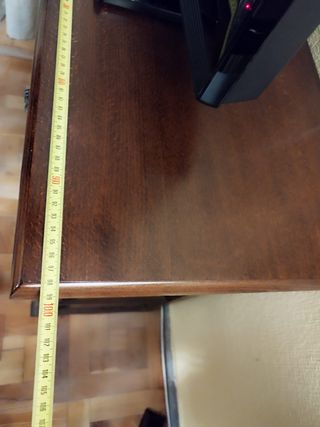 Cajonera rústica de madera