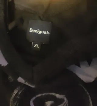 Jersey Desigual Negro con Dibujos