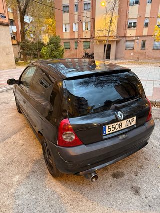 Renault Clio 2005