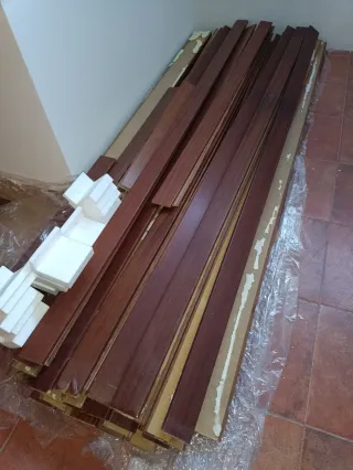 Puerta de madera interior