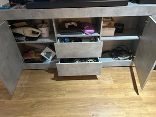 Mueble de salón gris