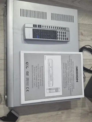 Home Cinema DVD Medion + extras