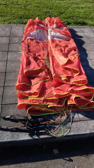 Parapente pilotos +65kg, más equipos en mi perfil