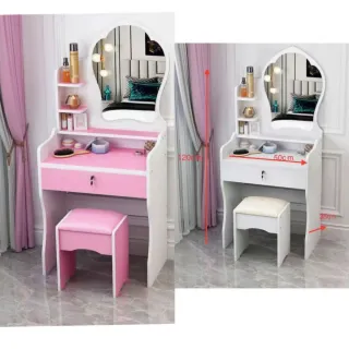 Specchiera trucco con sgabello