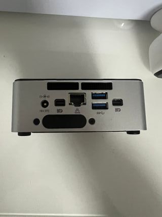 Intel NUC5i3RYB