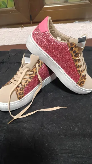 Zapatillas deportivas beige y rosa T.38