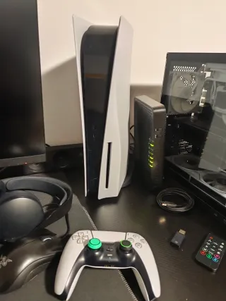 Consola PS5 NO ENVIO TRATO EN MANO