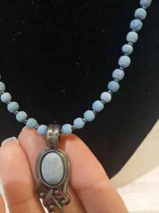 Lote de collar y pendientes coral azul