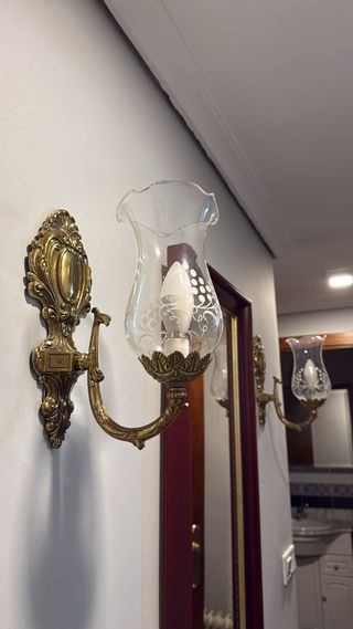 3 Apliques de Pared Dorados
