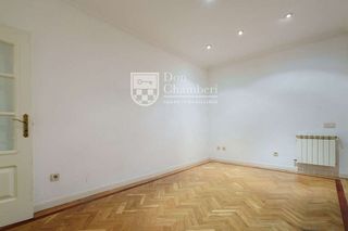 Piso en venta en Trafalgar en Madrid