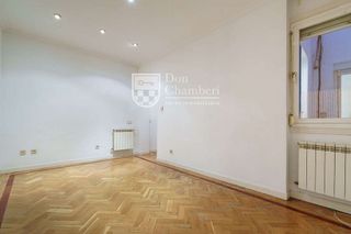 Piso en venta en Trafalgar en Madrid