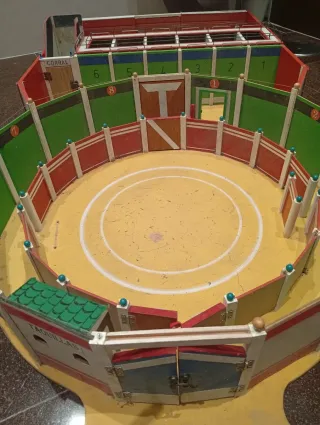 Plaza de Toros Juguete Artesanal. Regalo toros.