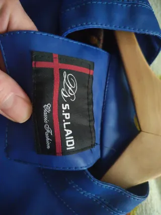 Chaqueta imitación cuero azul